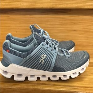 On Running blue sneakers size 6